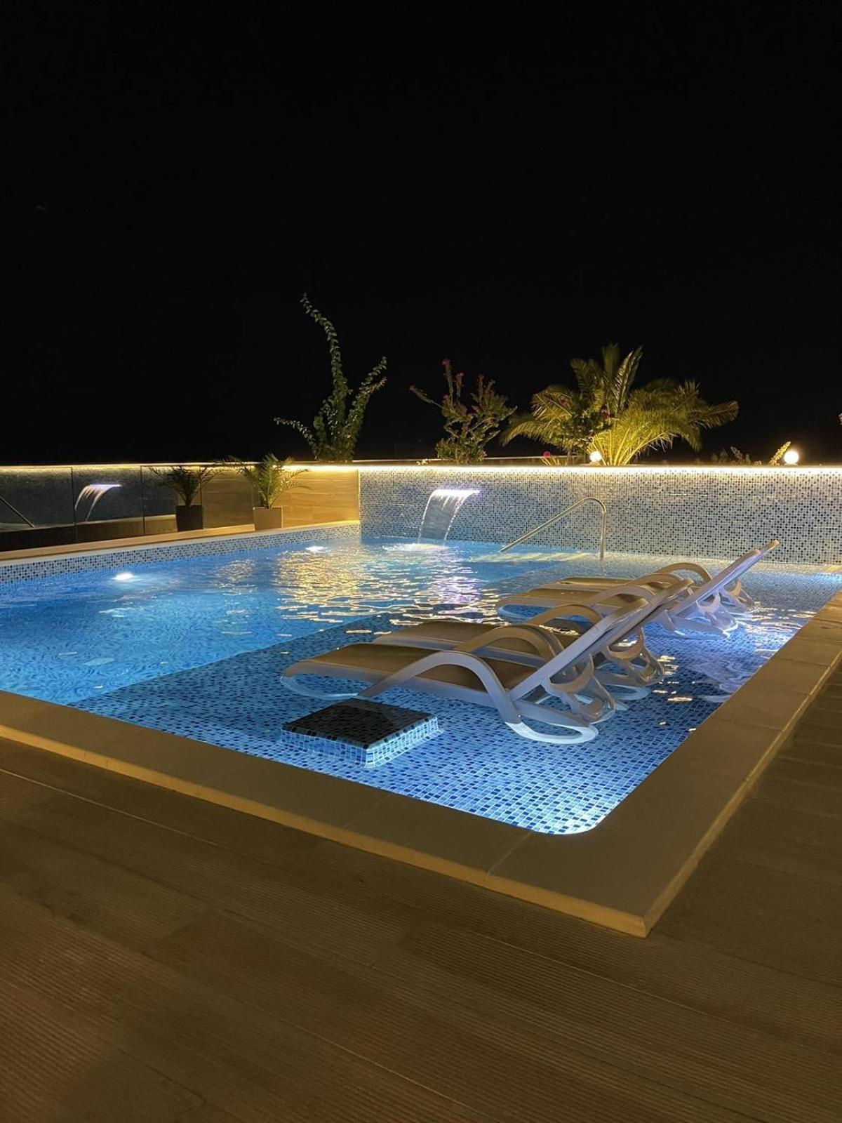 Apartments D'Hermes Ulcinj Eksteriør billede