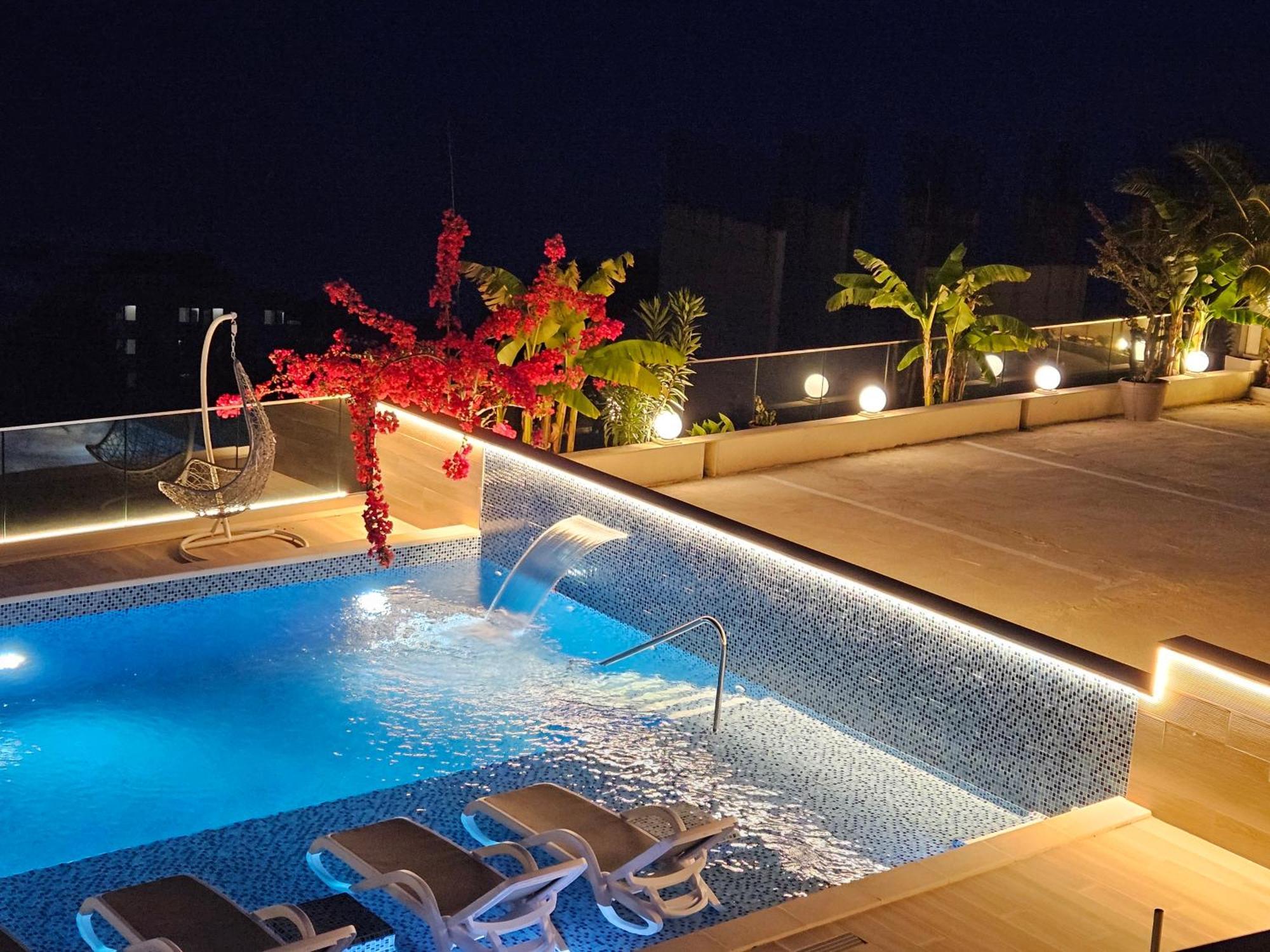 Apartments D'Hermes Ulcinj Eksteriør billede